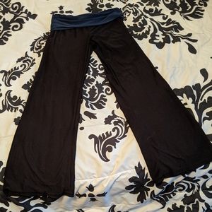 🦄 3 for$18 Yoga pants